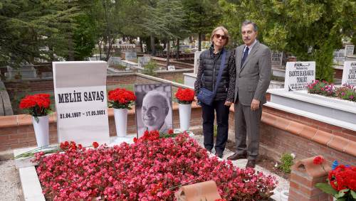 Melih Savaş kabri başında anıldı