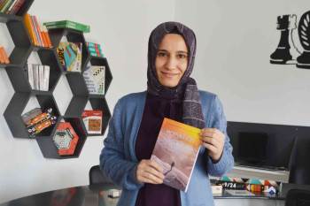 Meral Çakmak’In "Motivasyon Yolculuğum" İsimli Kitabı Çıktı
