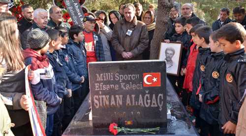 Merhum Alağaç unutulmayacak