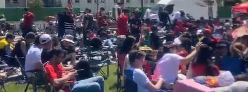 Mersin'e gidemeyenler şampiyonluk maçı için oraya akın ettiler