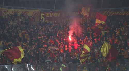 Meşale yakanlar tespit ediliyor