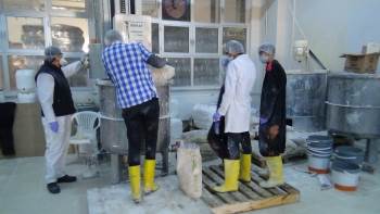 Meslek Lisesinin Ürettiği Dezenfektanlara Sipariş Yağıyor
