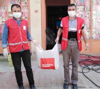 Mesut Özil’Den Hisarcık’Ta 50 Aileye Yardım Kolisi
