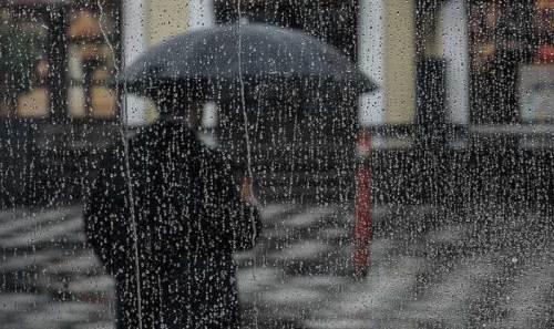 Meteoroloji uyardı: Hava sıcaklıkları düşüyor, yağışlı hava geliyor