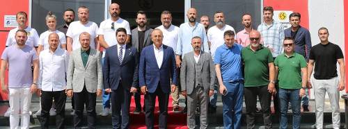  Mevlüt Çavuşoğlu’ndan, Eskişehirspor’a ziyaret