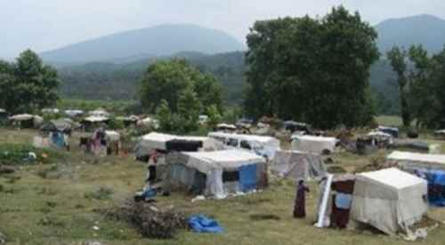 Mevsimlik işçiler semaverden zehirlendi