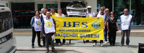 Mezarda emekli olmak istemiyoruz!