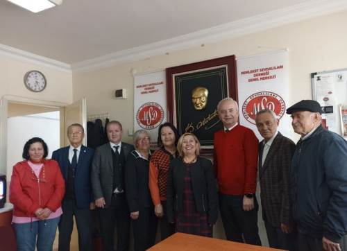 Mezunlardan dernek yönetimine ziyaret