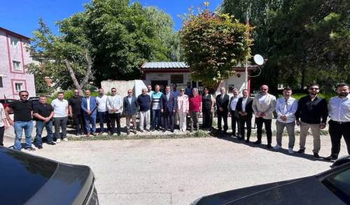 MHP'den Ertuğrulgazi Mahallesi'nin sorunlarına yakın takip