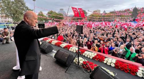 MHP’den yaraları sarma hamlesi!