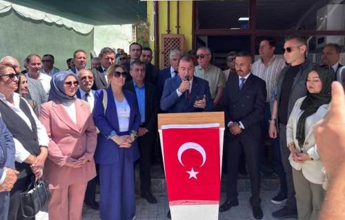 MHP Sivrihisar İlçe Başkanlığı yeni hizmet binası açıldı