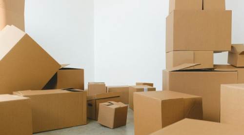 Midi Boy Ne Demek? Moda Dünyasında Midi Boyun Anlamı ve Kombin Önerileri