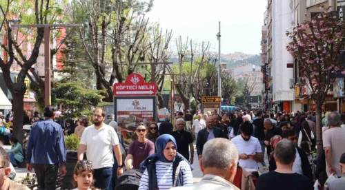 Milletin gözü açıldı!