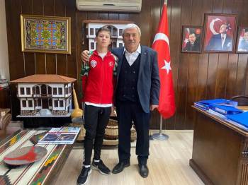 Milli Takım Seçmelerine Davet Edildi
