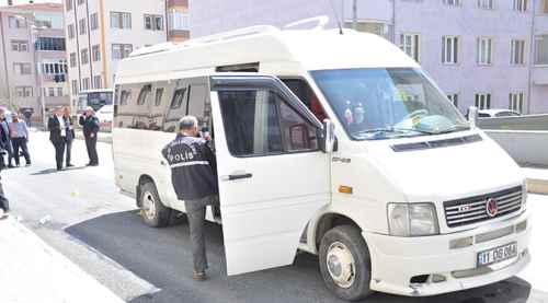 Minibüsün çarptığı çocuk hayatını kaybetti