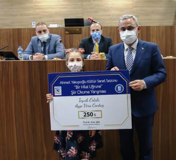 Minik Öğrenciden Örnek Davranış
