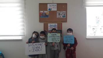 Minik Öğrenciler Depremi Öğrendi
