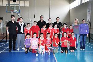 Minikler badmintonda karşılaştı 
