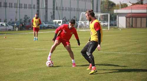 Minikler Eskişehirspor antrenmanında