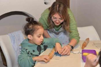 Minikler Özenle Kendi Tasarımlarını Yaptı
