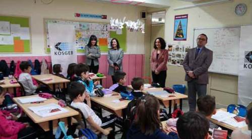 Miniklere girişimcilik dersi