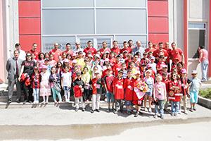 Miniklerin Es Es mutluluğu