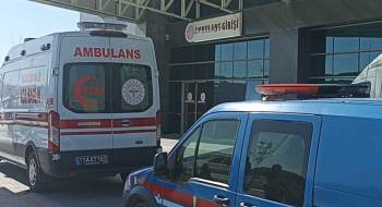 Morg Girişinde Yaşanan Trafik Kazasında 1 Kişi Yaralandı
