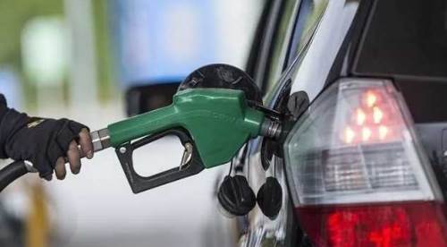Motorine bir zam daha: 50 litrelik depo bir gecede 231 TL pahalandı