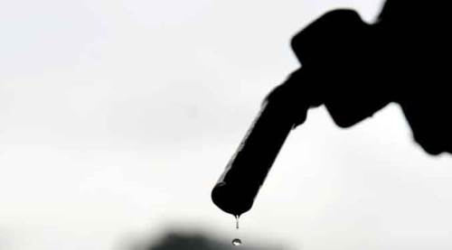 Motorine bir zam daha! Litresi 10 lirayı geçiyor...