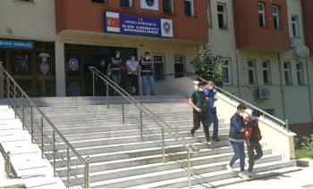 Motosiklet Hırsızları Yakalandı
