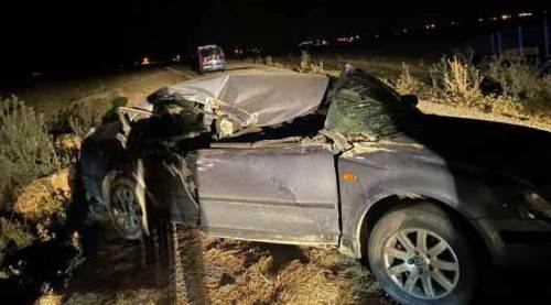 Mucize kurtuluş: Hurdaya dönen araçtan sağ çıktı!