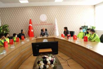 Müdür Başyiğit, Kutso Mtal Kros Takımını Kabul Etti
