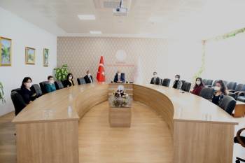 Müdür Başyiğit, Tübitak’A Katılacak Öğrenci Ve Öğretmenleri Kabul Etti
