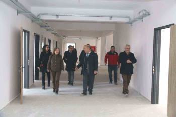 Müdür Başyiğit, Yeniden İnşa Edilen Ve Güçlendirme Çalışması Yapılan Okullarda İncelemelerde Bulundu
