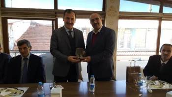 Müftü Çelebi İçin Veda Yemeği
