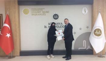 Müftü Demirtaş, Dereceye Giren Öğrencileri Ödüllendirdi
