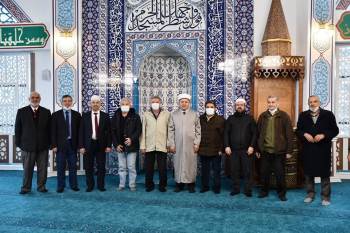 Müftülük Külliyesi Camii’Nde İlk Cuma Namazı
