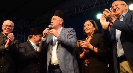 Muharrem İnce'ye Eskişehir'de şaşırtan hediye!