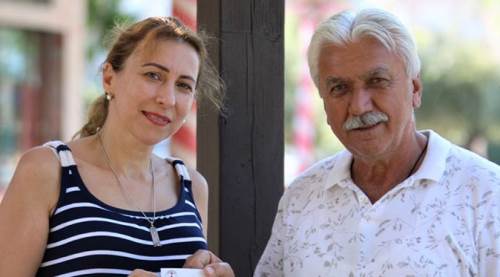 Muhtar o olmadan sokağa çıkamıyor