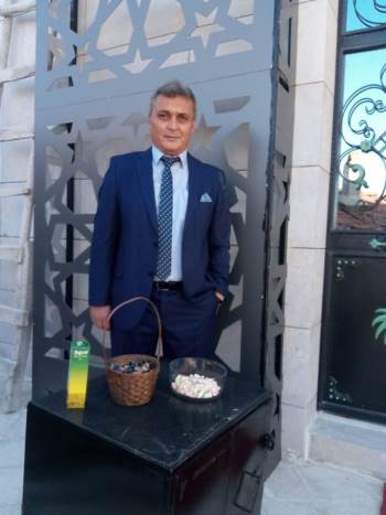 Muhtardan Kaplıca Tatili Hediyesi
