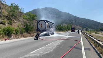 Muhtemel Bir Faciayı İtfaiye Önledi
