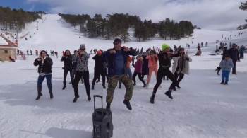 Muratdağı Termal Kayak Merkezi’Nde Dans Keyfi
