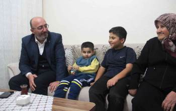 Mustafa Önsay: "43 Günde Kütahya Programı Çerçevesinde 7 Bin 481 Kişi Ziyaret Edildi"
