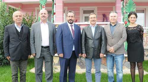 Mutlu Bir Gelecek için açıldı