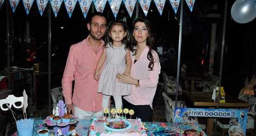 MUTLU YILLAR ESİLA!