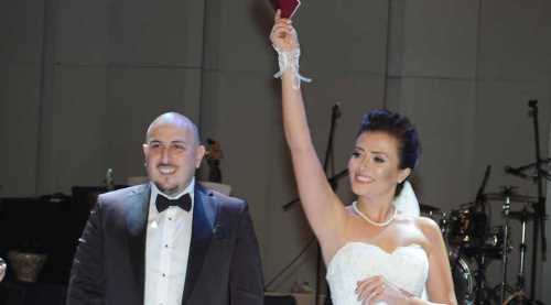 Mutluluğa adım attılar