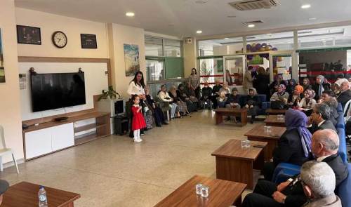 Muttalip Anaokulu Çocukları huzurevi sakinleriyle buluştu