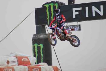 Mxgp’De Olumsuz Hava Koşullarından Dolayı İki Kategorideki Sıralama Yarışları İptal Edildi
