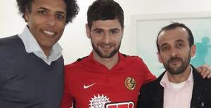 Nadir ve Hooijdonk yanyana