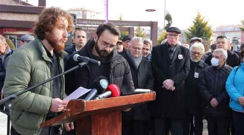 Namuslu olma suçu senin yakanı bırakmaz